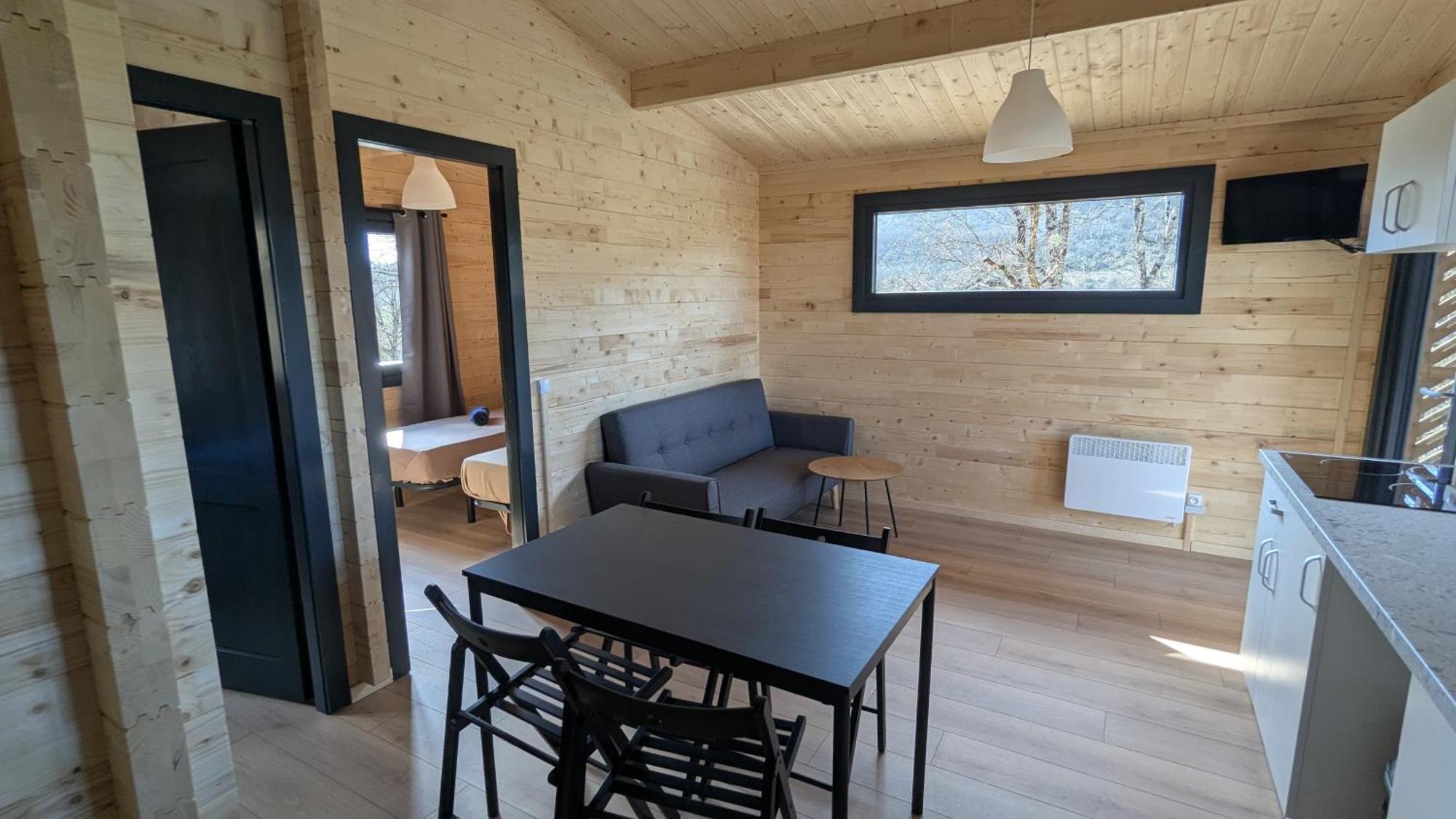Cabanes Et Lodges Du Belvedere Serrieres-sur-Ain Exterior photo
